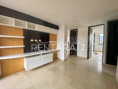 Apartamento de 3 alcobas en arriendo en Castropol Poblado, Medellín, 172 m² · foto 8 de 20