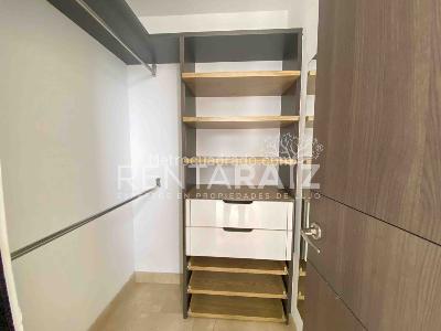 Apartamento de 3 alcobas en arriendo en Castropol Poblado, Medellín, 172 m² · foto 17 de 20