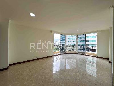 Apartamento de 3 alcobas en venta en El Poblado, Medellín, 170 m² · foto 3 de 20