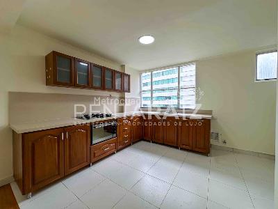 Apartamento de 3 alcobas en venta en El Poblado, Medellín, 170 m² · foto 4 de 20