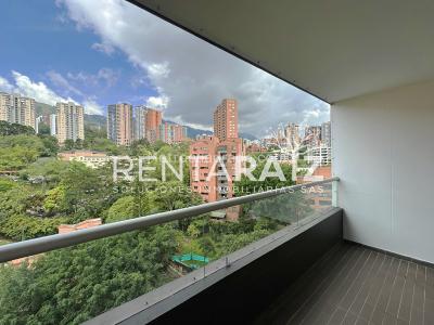 Apartamento de 3 alcobas en venta en Poblado Los Balsos, Medellín, 130 m² · foto 10 de 20