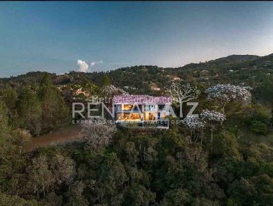 Casa de 4 alcobas en venta en Loma Del Escobero, Envigado, 580 m² · foto 11 de 20