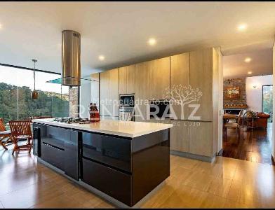 Casa de 4 alcobas en venta en Loma Del Escobero, Envigado, 580 m² · foto 15 de 20