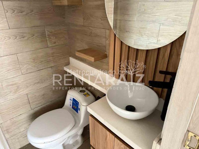 Spacious 4BR Apartment in Laureles - 3