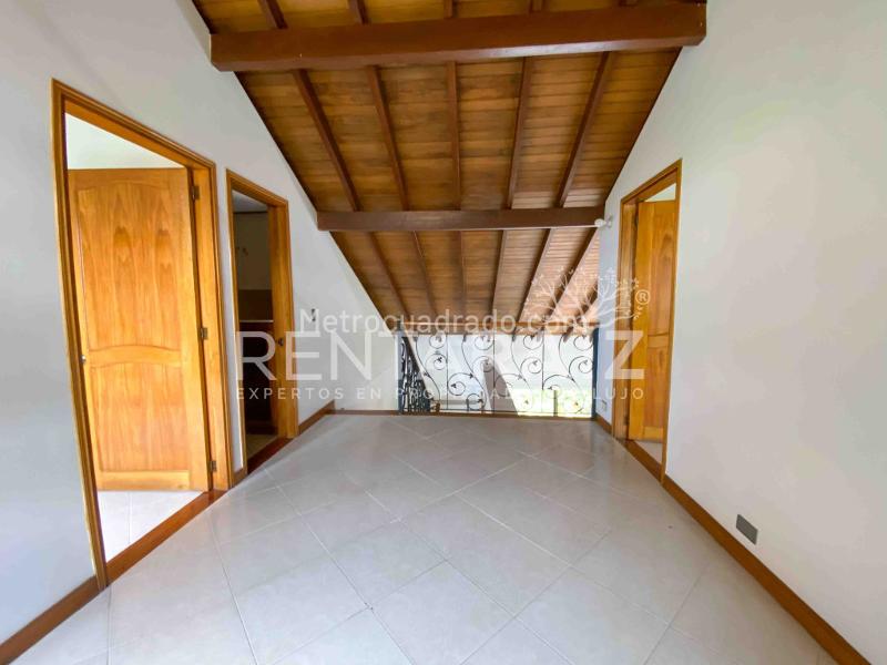 4BR Apartment in Otra Parte (164 m²) - 4