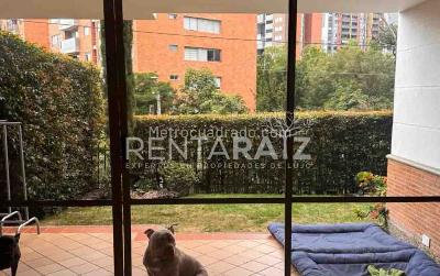 Casa en venta en Loma Del Escobero, Envigado · foto 2 de 18