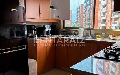 Casa en venta en Loma Del Escobero, Envigado · foto 5 de 18