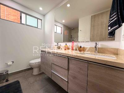 Apartamento de 3 alcobas en venta en Loma De Los Mesa, Envigado, 116 m² · foto 20 de 20