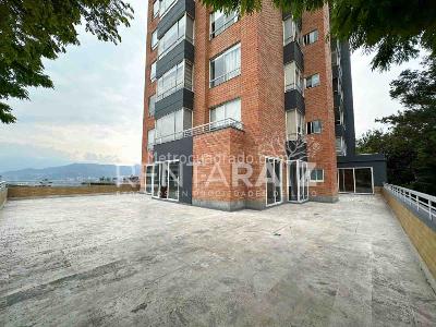 Apartamento de 4 alcobas en venta en Las Palmas, Medellín, 210 m² · foto 16 de 20