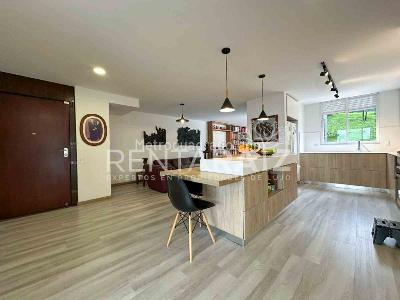 Apartamento de 4 alcobas en venta en Las Palmas, Medellín, 210 m² · foto 2 de 20