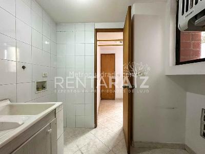 Apartamento de 3 alcobas en venta en Laureles, Medellín, 131 m² · foto 18 de 20