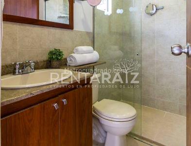 Apartamento en venta en El Poblado, Medellín · foto 8 de 20