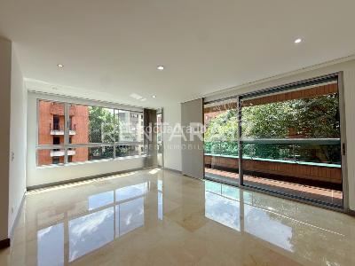 Apartamento en venta en La Frontera, Medellín · foto 2 de 20
