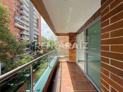 Apartamento en venta en La Frontera, Medellín · foto 4 de 20