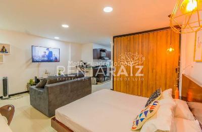 Apartaestudio en venta en El Poblado, Medellín, 45 m² · foto 2 de 19