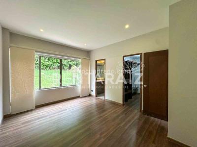 Casa de 3 alcobas en venta en La Calleja, Envigado, 180 m² · foto 3 de 20
