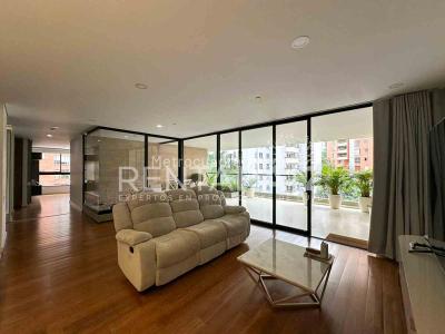 Apartamento de 3 alcobas en venta en Santa Maria De Los Angeles, Medellín, 200 m² · foto 2 de 20
