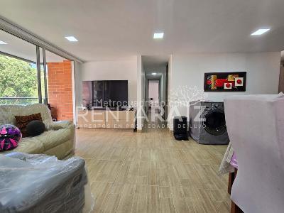 Apartamento de 3 alcobas en venta en Las Chimeneas, Itagüí, 96 m² · foto 3 de 19