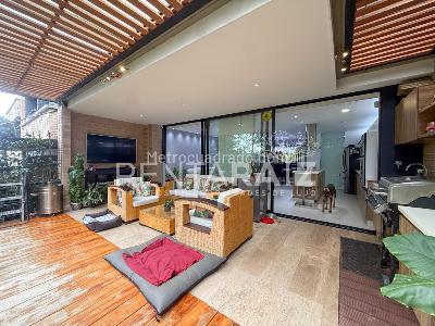 Casa de 3 alcobas en venta en San Lucas, Medellín, 225 m² · foto 12 de 20