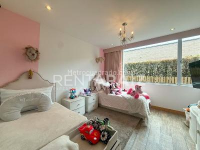 Casa de 3 alcobas en venta en Las Palmas, Medellín, 345 m² · foto 14 de 20