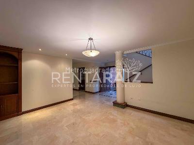 Casa de 3 alcobas en venta en Poblado Balsos, Medellín, 257 m² · foto 13 de 20