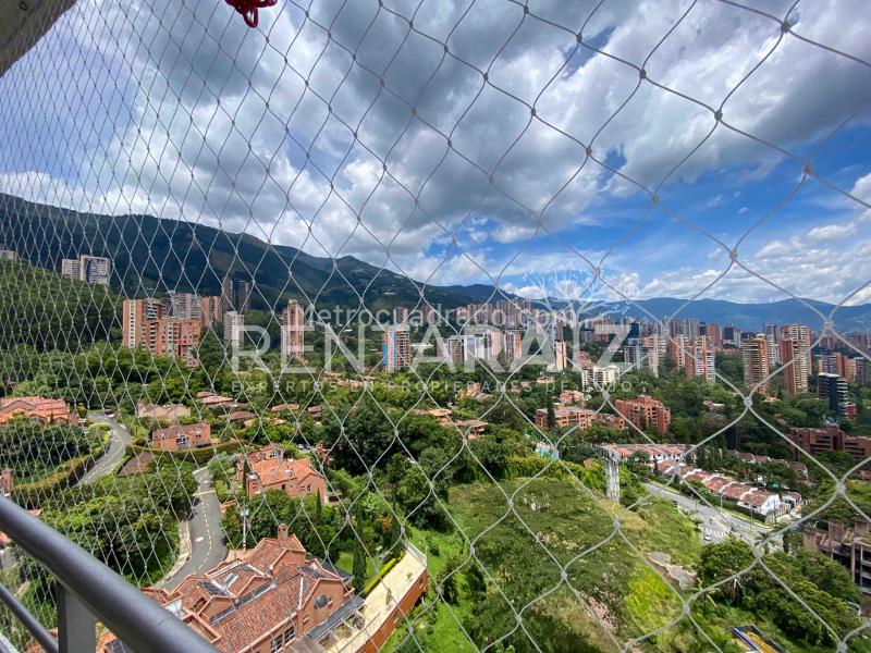 3BR Apartment in Altos Del Poblado (100 m²) - 3