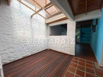 Casa de 3 alcobas en arriendo en Loma De Los Parra, Medellín, 120 m² · foto 9 de 20