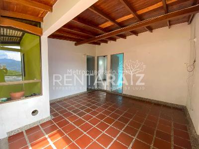 Casa de 3 alcobas en arriendo en Loma De Los Parra, Medellín, 120 m² · foto 14 de 20