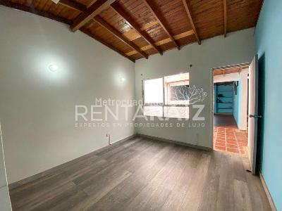 Casa de 3 alcobas en arriendo en Loma De Los Parra, Medellín, 120 m² · foto 17 de 20