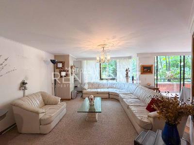 Apartamento de 3 alcobas en venta en Los Balsos, Medellín, 215 m² · foto 3 de 20