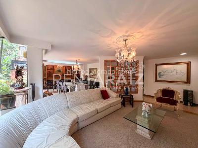 Apartamento de 3 alcobas en venta en Los Balsos, Medellín, 215 m² · foto 5 de 20