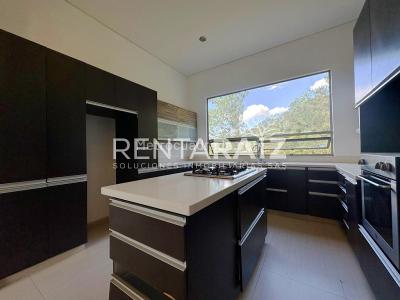 Casa de 3 alcobas en arriendo en Las Palmas Medellin, Envigado, 350 m² · foto 11 de 20