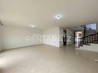 Casa de 3 alcobas en arriendo en Los Benedictinos, Envigado, 200 m² · foto 6 de 20