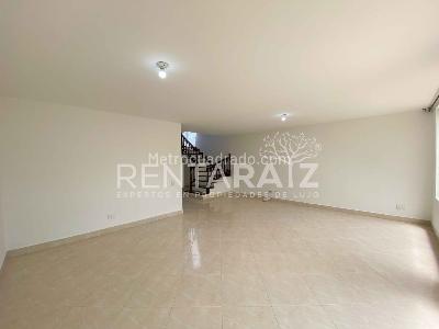 Casa de 3 alcobas en arriendo en Los Benedictinos, Envigado, 200 m² · foto 7 de 20