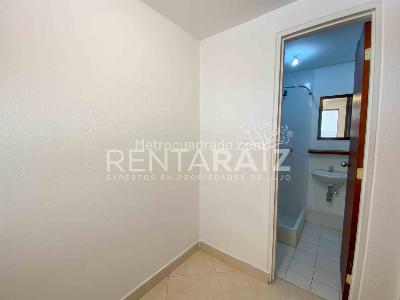 Casa de 3 alcobas en arriendo en Los Benedictinos, Envigado, 200 m² · foto 13 de 20