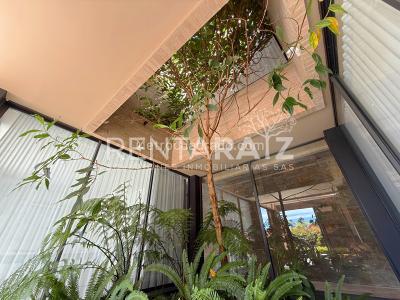 Casa de 3 alcobas en venta en Las Palmas, Medellín, 1650 m² · foto 19 de 20