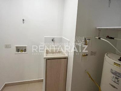 Apartamento de 3 alcobas en arriendo en El Poblado, Medellín, 96 m² · foto 8 de 20