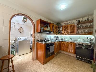Casa de 3 alcobas en venta en El Poblado, Medellín, 187 m² · foto 2 de 20