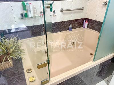 Casa de 3 alcobas en venta en El Poblado, Medellín, 187 m² · foto 19 de 20