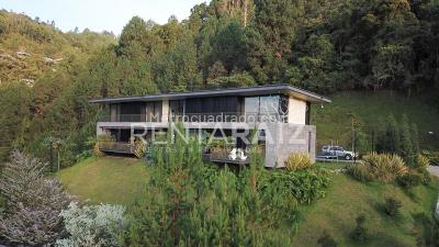 Casa de 5 alcobas en venta en Las Palmas, Envigado, 840 m² · foto 2 de 20