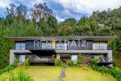Casa de 5 alcobas en venta en Las Palmas, Envigado, 840 m² · foto 8 de 20