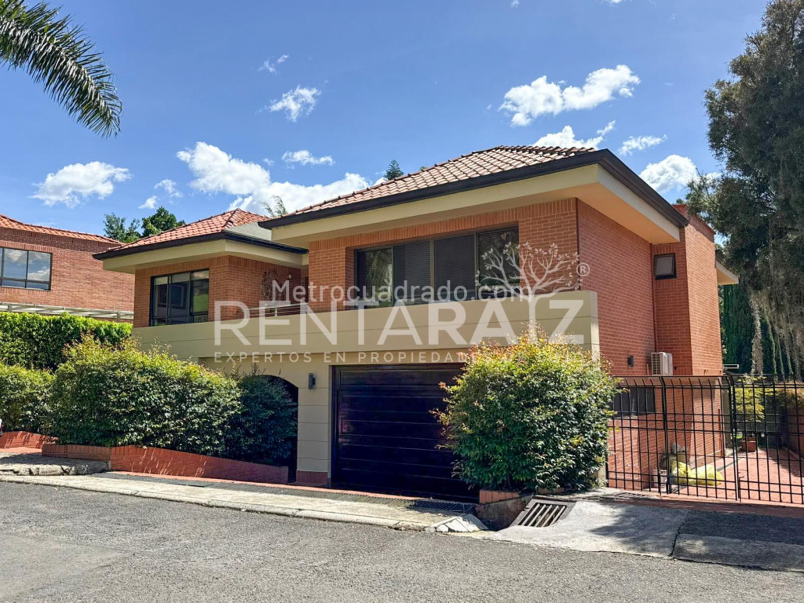 Casa de 4 habitaciones en venta en Los Balsos, Medellín — imagen 1 de 20