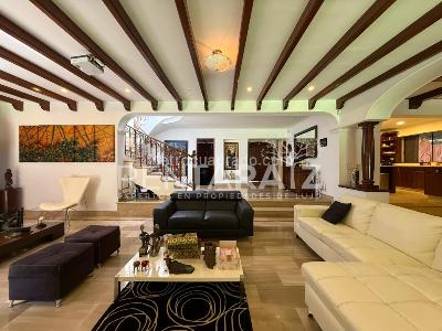 Casa de 4 alcobas en venta en Los Balsos, Medellín, 605 m² · foto 6 de 20