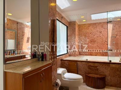 Casa de 4 alcobas en venta en Los Balsos, Medellín, 605 m² · foto 10 de 20