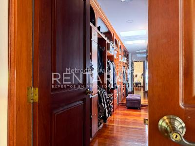 Casa de 4 alcobas en venta en Los Balsos, Medellín, 605 m² · foto 16 de 20