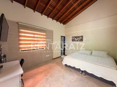 Casa de 5 alcobas en venta en Escobero, Envigado, 700 m² · foto 20 de 20