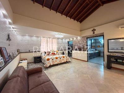 Casa de 5 alcobas en venta en Escobero, Envigado, 700 m² · foto 12 de 20