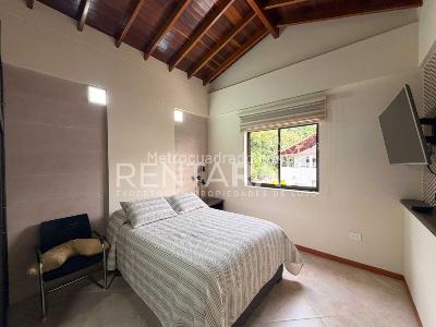 Casa de 5 alcobas en venta en Escobero, Envigado, 700 m² · foto 14 de 20