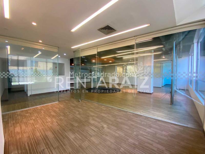 Local Comercial en Arriendo, El Poblado, Medellín - Vista 3