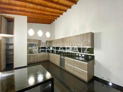 Casa de 4 alcobas en venta en Llanogrande, Rionegro, 350 m² · foto 18 de 20